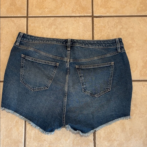 Distressed Blue Denim Shorts - Picture 4 of 4